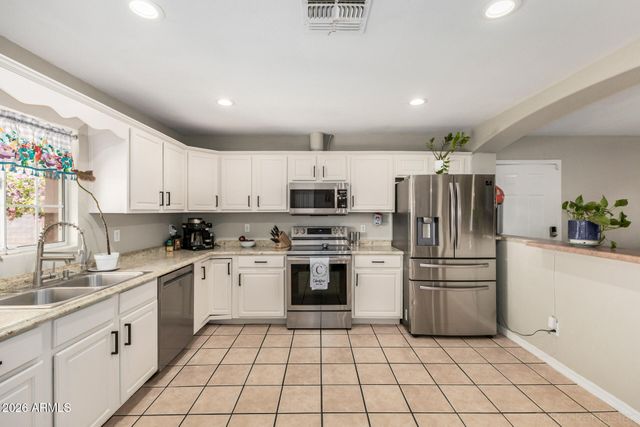 5669 E PREAKNESS Drive, San Tan Valley, AZ 85140