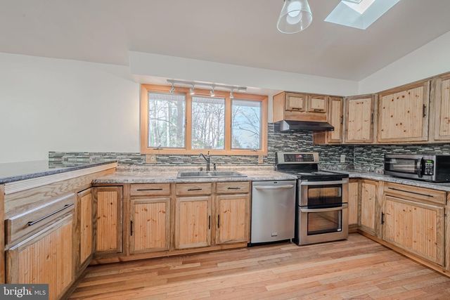 109 TALL PINES RD, Newark, DE 19713