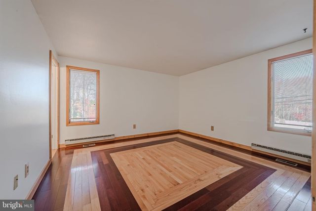 109 TALL PINES RD, Newark, DE 19713