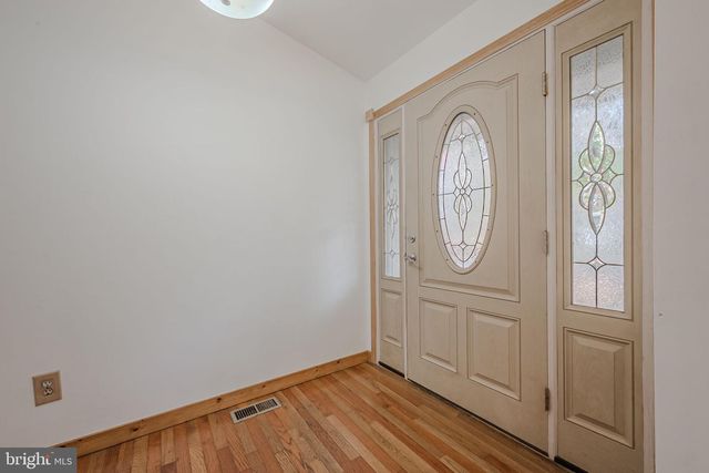 109 TALL PINES RD, Newark, DE 19713