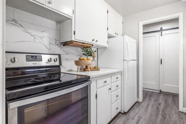 1301 Wright Ave, Richland, WA 99354