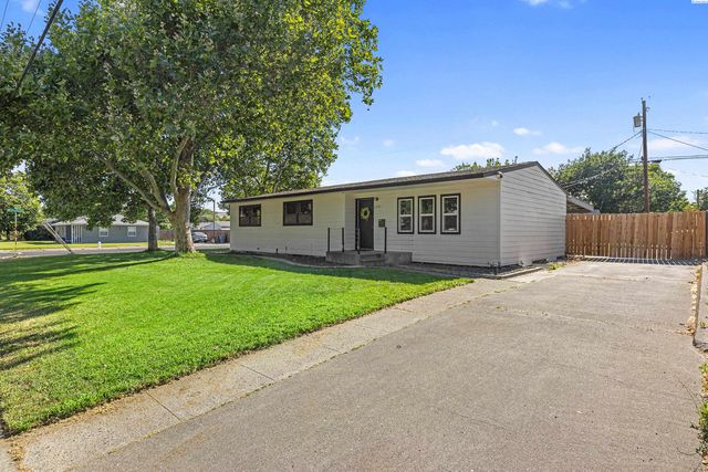1301 Wright Ave, Richland, WA 99354