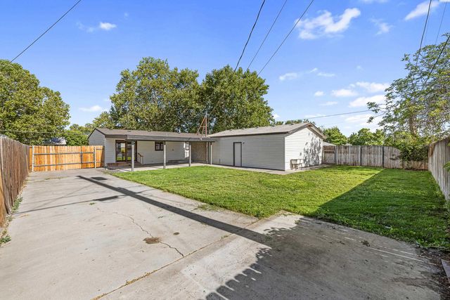 1301 Wright Ave, Richland, WA 99354