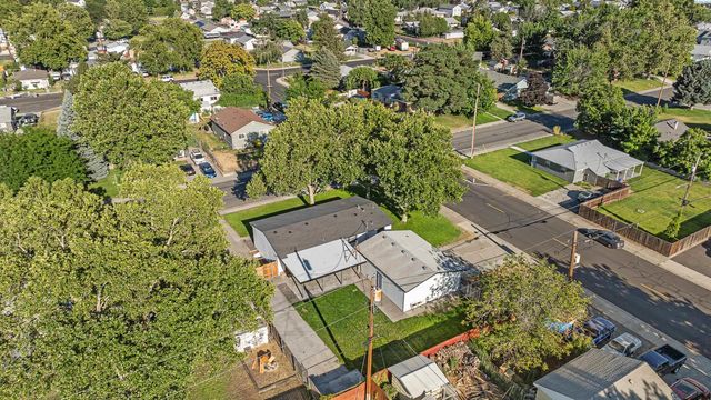 1301 Wright Ave, Richland, WA 99354