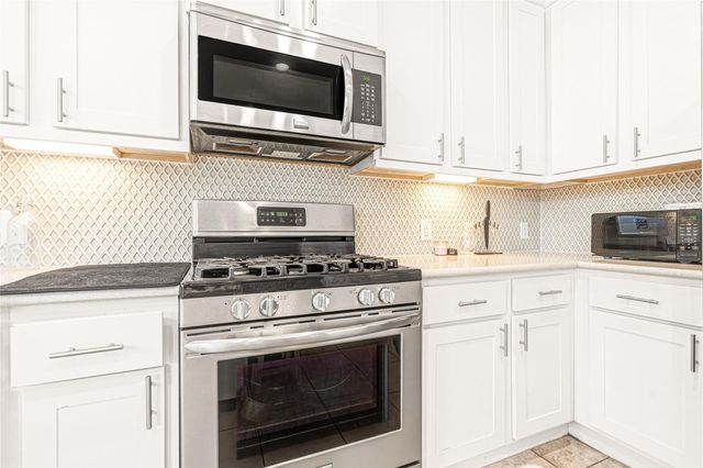 1757 Sierra Crest Drive, Houston, TX 77080