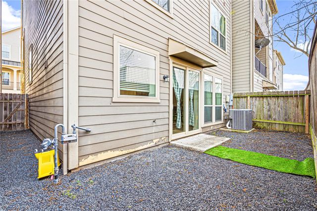 1757 Sierra Crest Drive, Houston, TX 77080