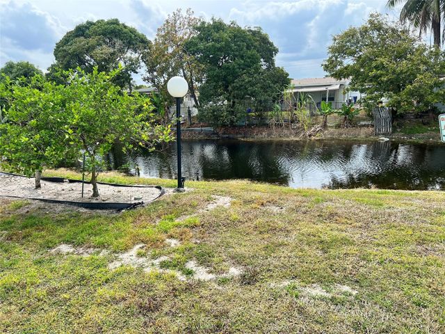 4141 NW 44th Avenue 116, Lauderdale Lakes, FL 33319