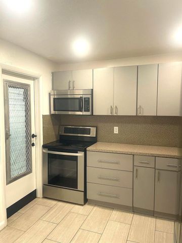 4141 NW 44th Avenue 116, Lauderdale Lakes, FL 33319