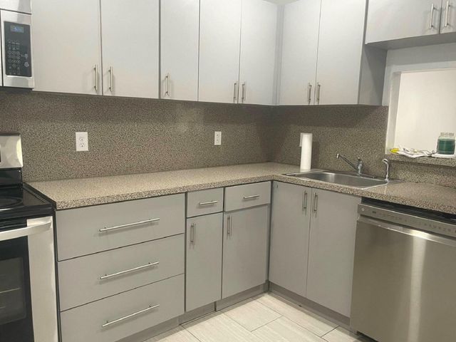 4141 NW 44th Avenue 116, Lauderdale Lakes, FL 33319