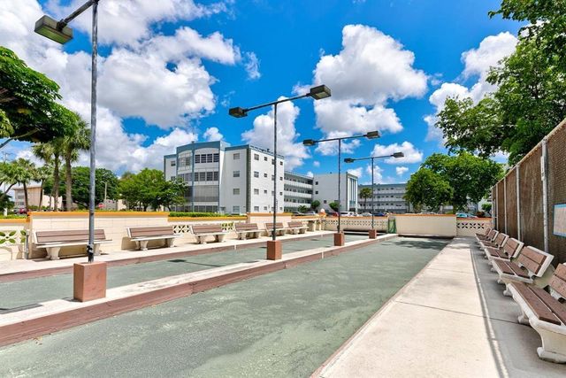4141 NW 44th Avenue 116, Lauderdale Lakes, FL 33319
