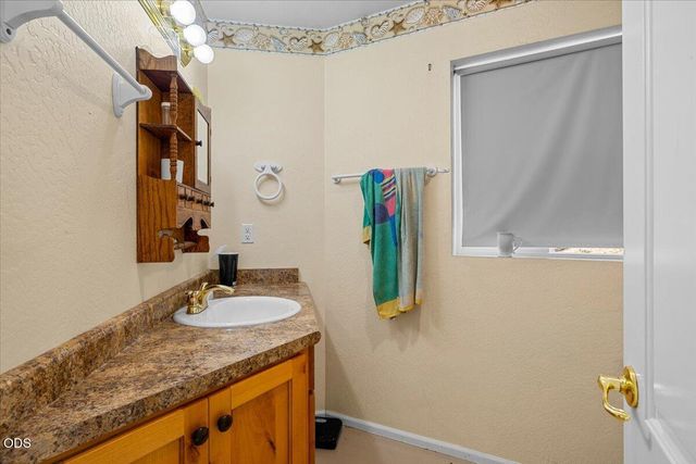 1528 Morton Way, Jacksonville, OR 97530