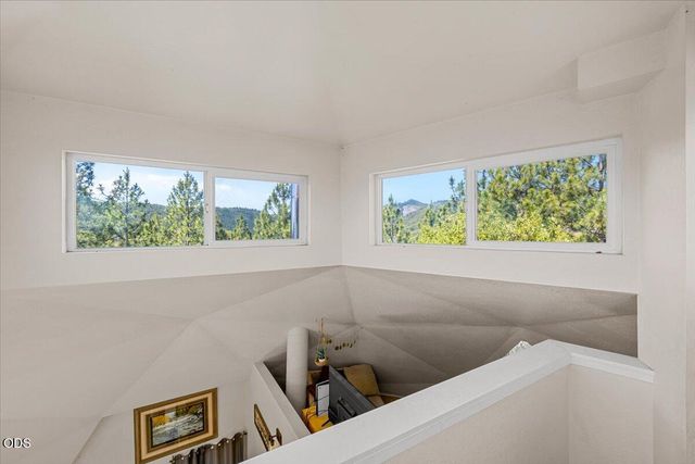 1528 Morton Way, Jacksonville, OR 97530