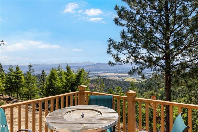 1528 Morton Way, Jacksonville, OR 97530