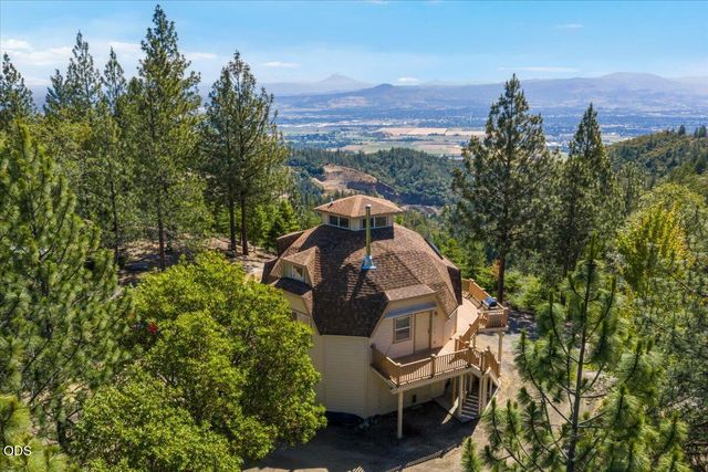 1528 Morton Way, Jacksonville, OR 97530