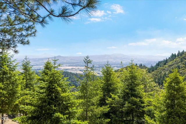 1528 Morton Way, Jacksonville, OR 97530