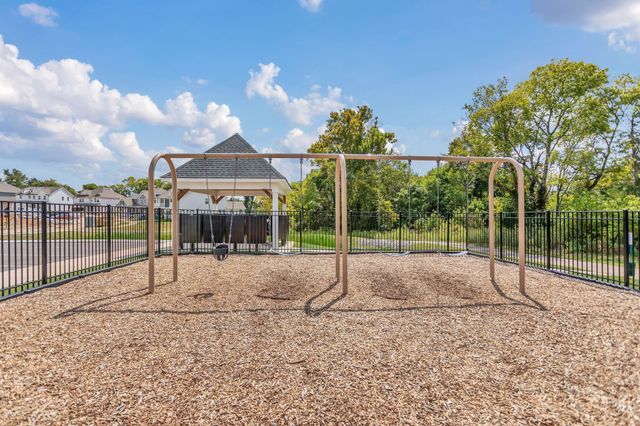 643 Conifer Drive, Spring Hill, TN 37174