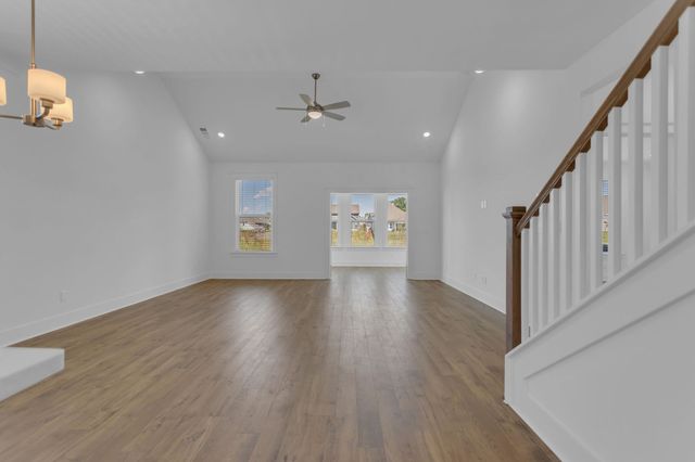 643 Conifer Drive, Spring Hill, TN 37174