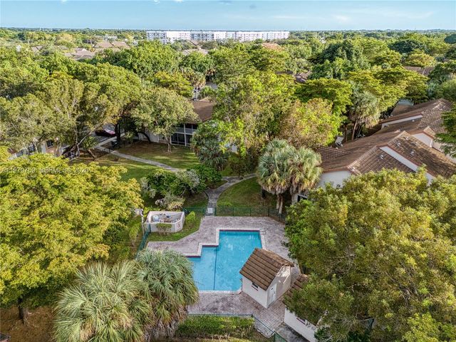 13931 SW 91st Ter 13931, Miami, FL 33186