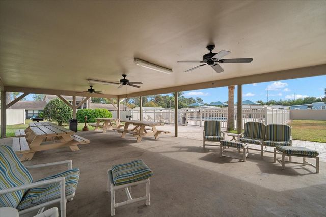 2131 RIDGE ROAD S 75, Largo, FL 33778