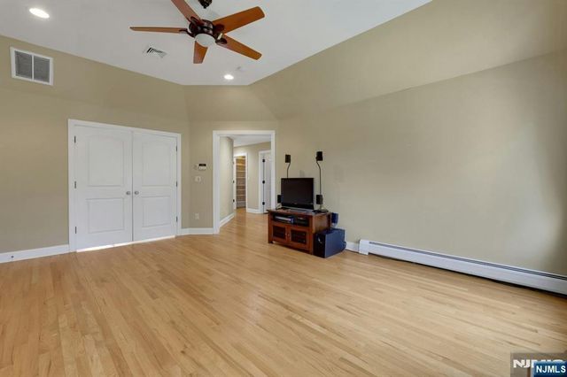 520 Homans Avenue, Closter, NJ 07624