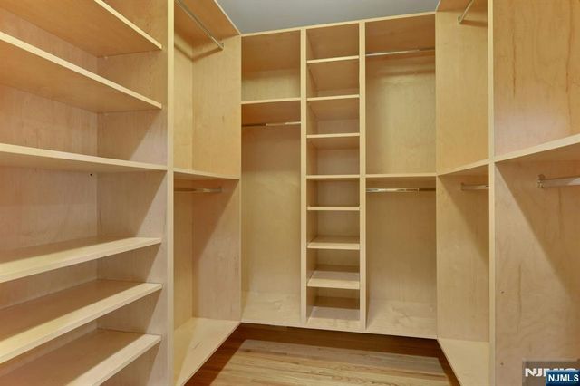 520 Homans Avenue, Closter, NJ 07624