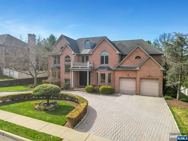 520 Homans Avenue, Closter, NJ 07624