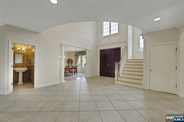 520 Homans Avenue, Closter, NJ 07624