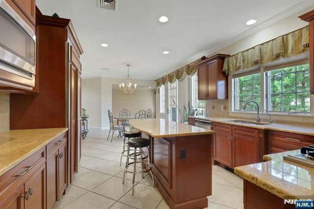 520 Homans Avenue, Closter, NJ 07624