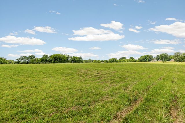 4284 Central Valley Rd, Murfreesboro, TN 37129