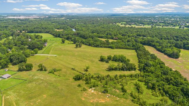 4284 Central Valley Rd, Murfreesboro, TN 37129