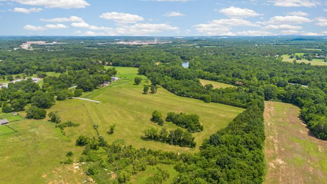 4284 Central Valley Rd, Murfreesboro, TN 37129