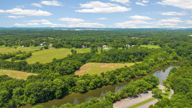 4284 Central Valley Rd, Murfreesboro, TN 37129