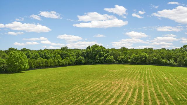 4284 Central Valley Rd, Murfreesboro, TN 37129