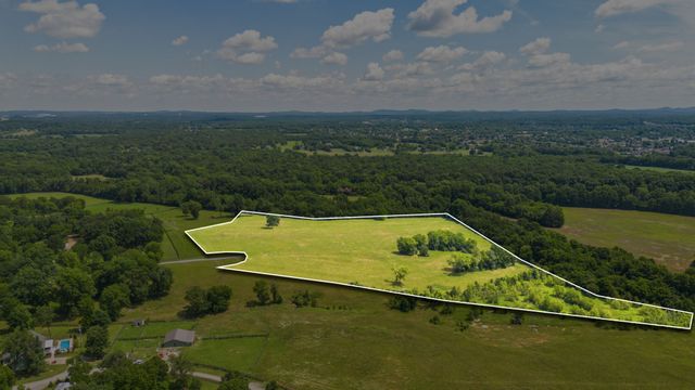 4284 Central Valley Rd, Murfreesboro, TN 37129