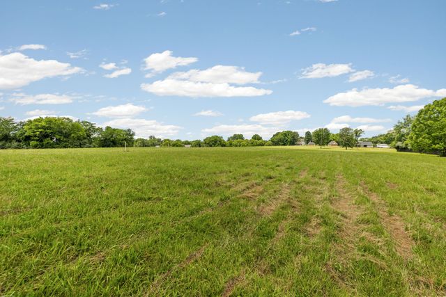 4284 Central Valley Rd, Murfreesboro, TN 37129