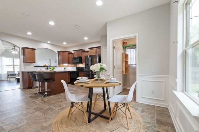 1504 Halverson Dr, Murfreesboro, TN 37128