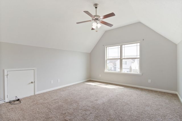 1504 Halverson Dr, Murfreesboro, TN 37128