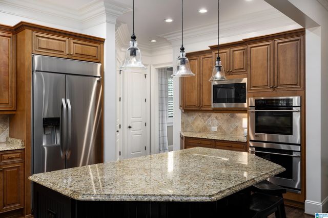 4326 BOULDER LAKE CIRCLE, Vestavia Hills, AL 35242