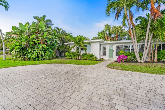 7 Fayette Drive, Ocean Ridge, FL 33435
