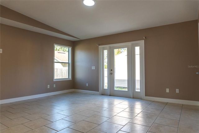 3426 SOMERSET AVENUE, Deltona, FL 32738