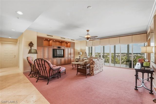 4201 Gulf Shore BLVD N 702, Naples, FL 34103