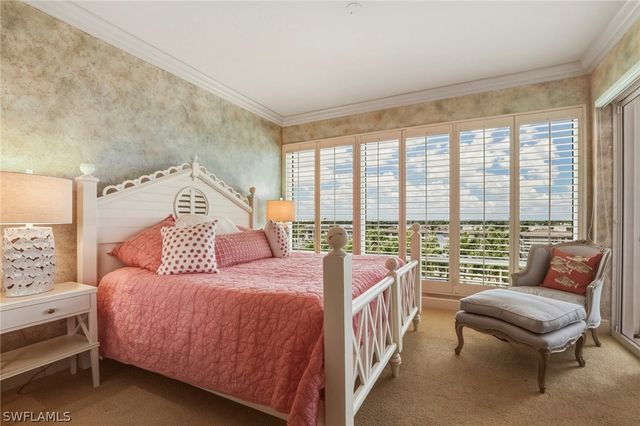 4201 Gulf Shore BLVD N 702, Naples, FL 34103