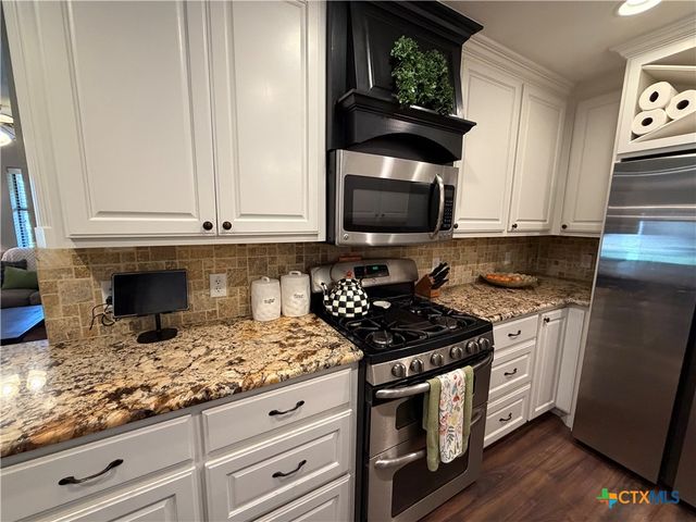 615 River Oaks Drive, Gatesville, TX 76528