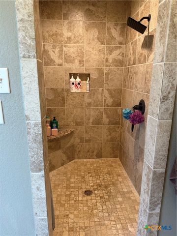 615 River Oaks Drive, Gatesville, TX 76528