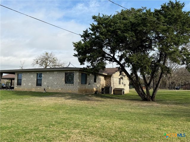 615 River Oaks Drive, Gatesville, TX 76528