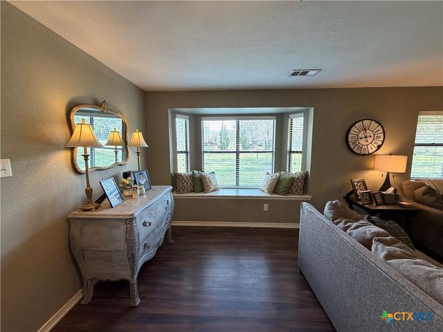 615 River Oaks Drive, Gatesville, TX 76528