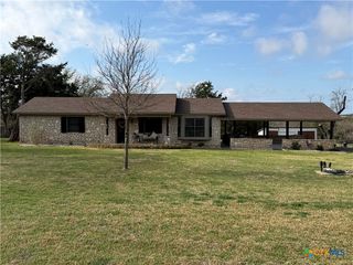 615 River Oaks Drive, Gatesville, TX 76528