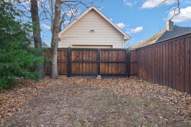 115 Spanish Oak Drive, Krugerville, TX 76227