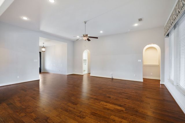 115 Spanish Oak Drive, Krugerville, TX 76227