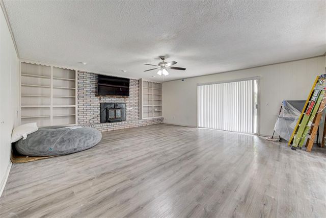 11712 N Shartel Avenue, Oklahoma City, OK 73114